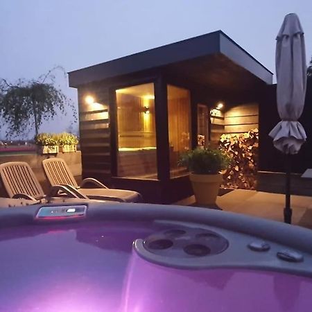 Wellness Lodge Ruigenhoek 13A - Sauna, Jacuzzi ! De Zilk Экстерьер фото
